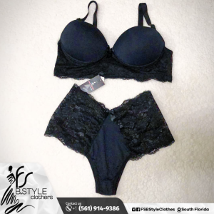 Black Lace 2-Piece Lingerie Set Piece Price: U$ 27,00 Size M