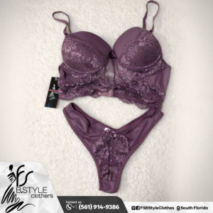 Light Purple Lace 2-Piece Lingerie Set Piece price: U$ 27,00 Size L