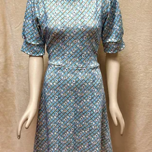 Medium dress Unique size Blue Vintage Print Half Sleeve