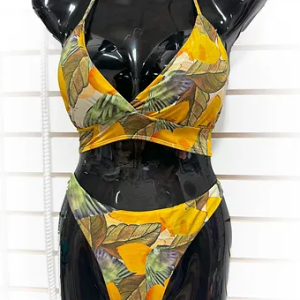 Traditional Two Piece Swimsuit Tropical Print Leaf Multicolor Halter Neckline Size L